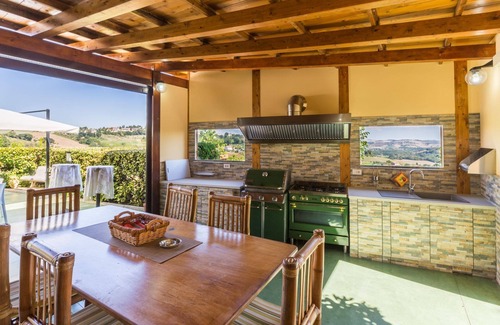 Mogliano Villa | Villa La Quiete, villa elegante y confortable con piscina en el sur de la Marche