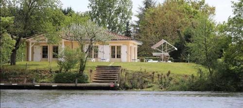 Le Temple-sur-Lot Casa | Villa la Rive, River Villa