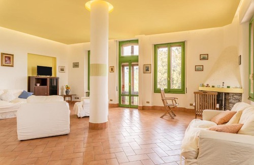 Montecatini Alto Villa | Villa La Rocca