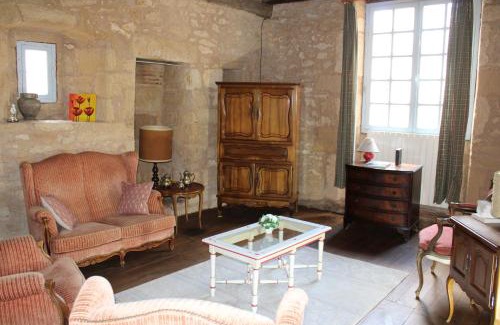 Montignac Casa | Villa La Roseraie avec accès piscine Hôtel La Roseraie