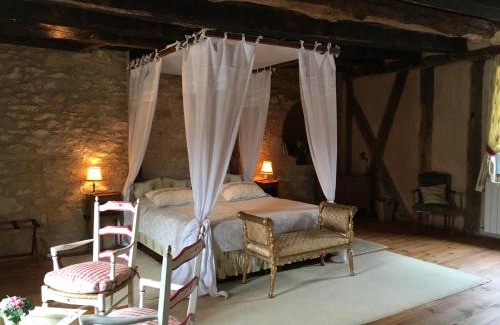 Montignac Casa | Villa La Roseraie avec accès piscine Hôtel La Roseraie