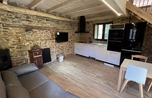 El Castro Cabaña | Villa la Roza III. Paraíso rural con chimenea, junto al río, reserva de biosfera