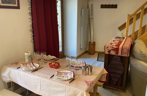 La Tour-dʼAuvergne Casa | Casa La Tour-d'Auvergne, 2 dormitorios, 4 personas