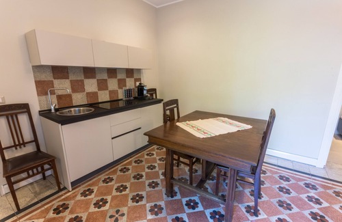 Capo Peloro Villa | Villa Labruto - Apartamento Aire y Fuego con terraza y jardín.