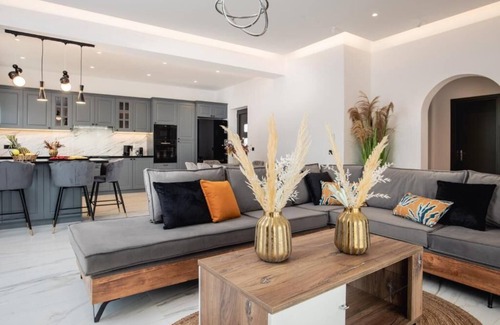 Gaitanion Villa | Villa Laha Gabrijela in Zante / Zakynthos with Private Pool & Modern Comforts