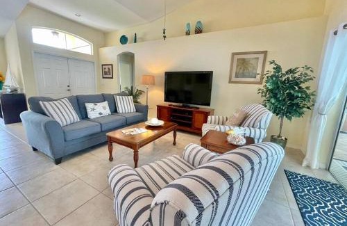 Burnt Store Casa | Villa Lahaina your perfect tropical getaway