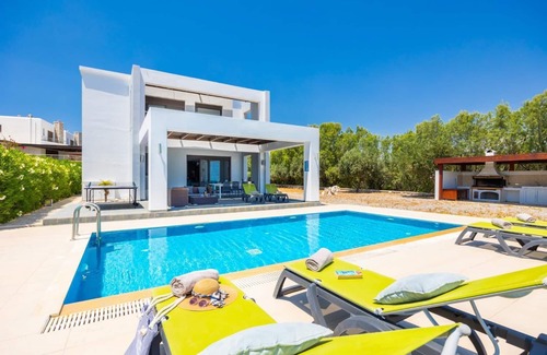 Lahania Villa | Villa Lahania - Tres Habitaciones Villa, Capacidad 6
