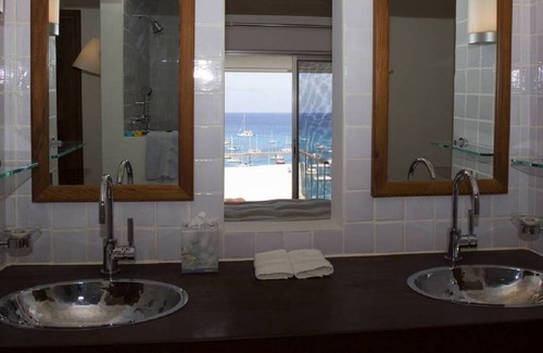 Gustavia Industrial Zone Villa | Villa Lam by Fantasia Villas
