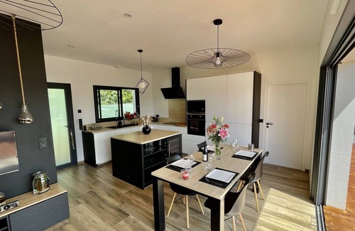 Saubrigues Casa | VILLA LANDIFORNIA