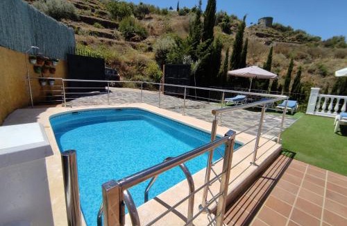 Torrox Chalet De Esquí | Villa Las Encinas COSTA DEL SOL