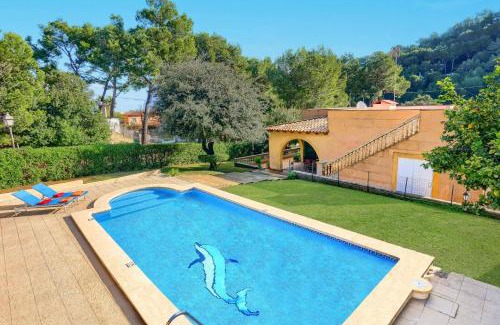 Cala San Vicente Villa | Villa Las Flores by Villa Plus