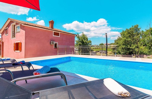 Visnjan Casa | Villa Laura by Interhome