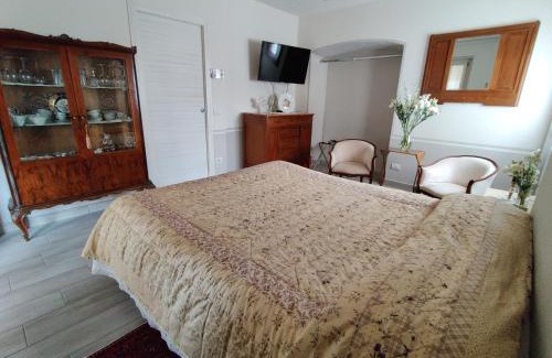 Lierna Cama Y Desayuno | Villa Laura