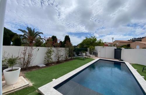 Hyeres Casa | VILLA LAURANA HYERES 6 personnes Piscine chauffée