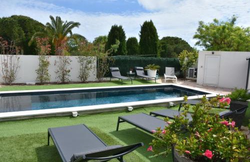 Hyeres Casa | VILLA LAURANA HYERES 6 personnes Piscine chauffée