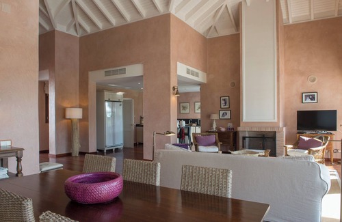 Benalup-Casas Vieja Casa | "Villa Lavanda" con piscina, Wi-Fi, terrazas y jardín
