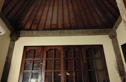 Batubelig Casa | Villa Layang Bulan for men