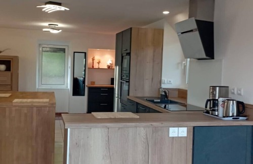 Sillingy Cabaña | Villa 'Le Paradis' con vistas a la montaña, terraza privada y jardín privado