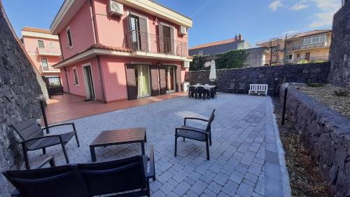 Zafferana Etnea Villa | Villa Leonardi