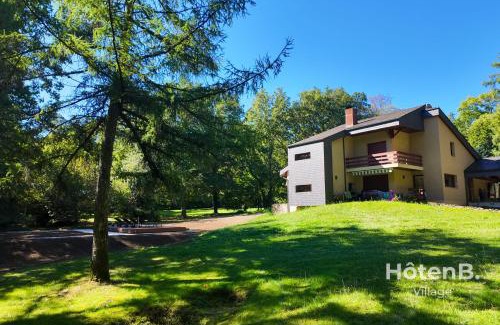 Feytiat Casa | Villa Les Chabannes Pool Billiards & Leisure