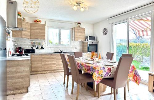 Elne Casa | Villa Les Lauriers -3 Chambres, Climatisation, Terrasse, Jardin, BBQ & Plancha- SUDSEJOURCONCIERGERIE
