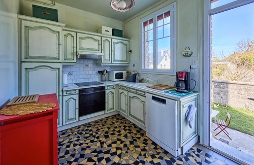 Bernieres-sur-Mer Casa | Villa Les Mouettes - A 50 m de la plage