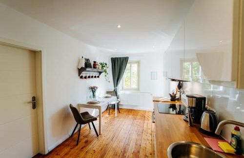 Dornburg-Camburg Apartamento | Villa Levin 35qm 2Personen mit Pool Wifi und Parken