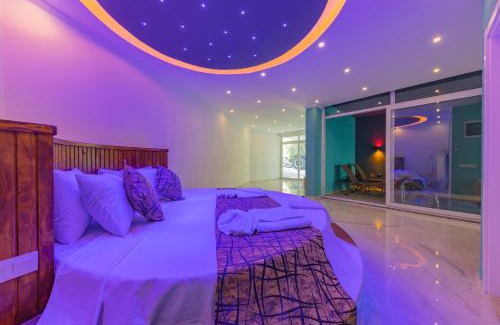 Islamlar Villa | Villa lighthouse 2 kapalı havuzlu tatil villası