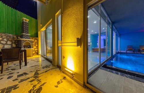 Islamlar Villa | Villa lighthouse 2 kapalı havuzlu tatil villası