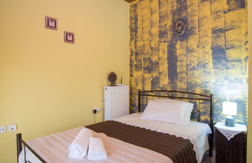 Pantokratoras Casa | Villa Lina es una hermosa casa de vacaciones ubicada en el pueblo de Pantokratoras