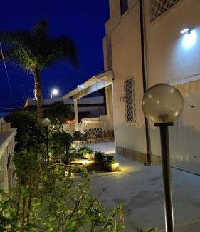 San Pietro in Bevagna Casa | Villa Litus