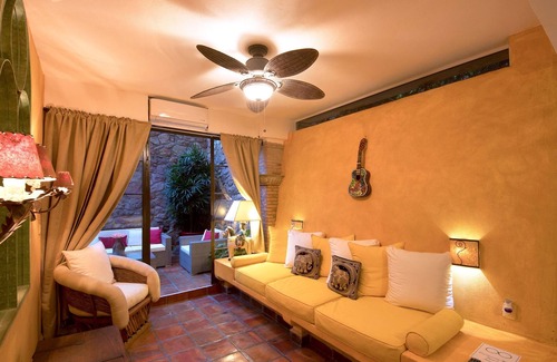 Zona romántica Cama Y Desayuno | Villa Lola - an Adults Only Bed & Breakfast