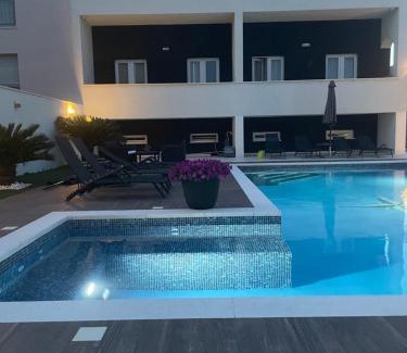 Kastel Stafilic Apartamento | Villa LOREN Apartments & Rooms