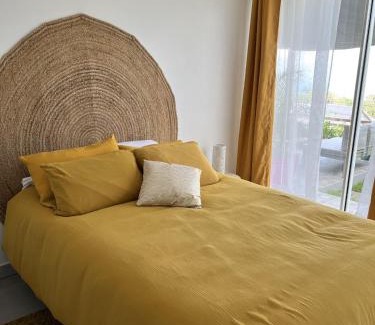 Le Tampon Villa | Villa, Lossy