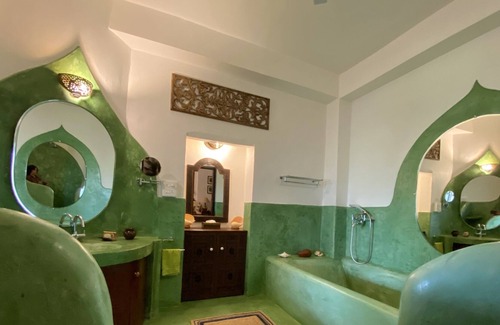 Parra Villa | VILLA LOU GOA Heritage Portuguese House with Pool