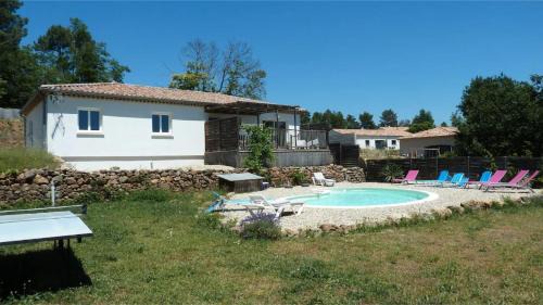 Joyeuse Villa | Villa Loumapé