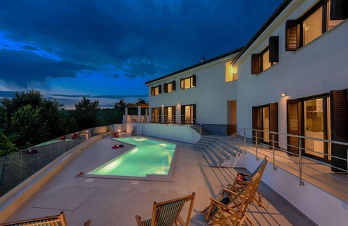 Razanac Villa | Villa Lubey