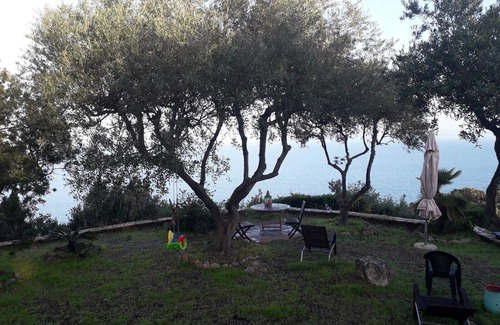 Monte Argentario Villa | Villa Luce con vistas panorámicas y jardín.