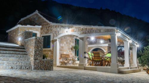Bol Casa | Villa Lucija Bol