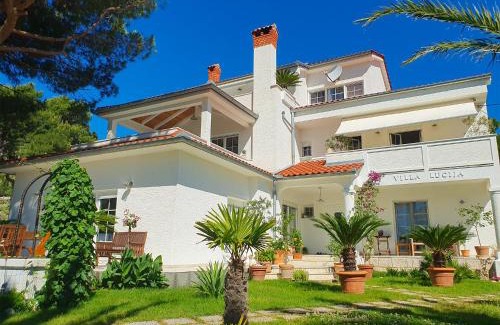 Suha Punta Apartamento | Villa Lucija