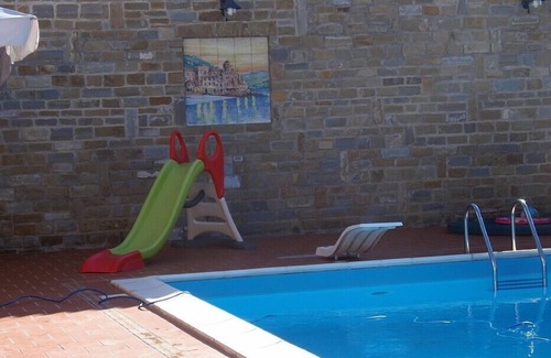 Santa Maria di Castellabate Villa | Villa Ludovica: Un apartamento elegante y acogedor que forma parte de una villa situada en una colina.