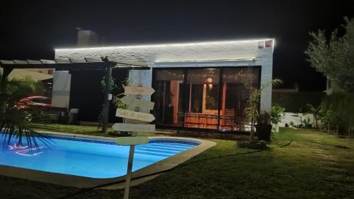 Miami Platja Villa | Villa lujosa con spa, piscina y sala de juegos PRIVADOS