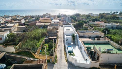 Tre Fontane Casa | Villa Lumia