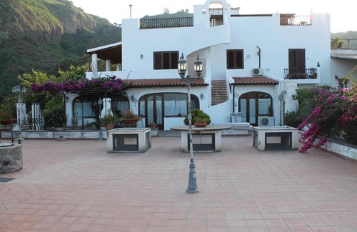 Lipari Historic Centre Apartamento | Villa Luna - Appartamenti con panorama