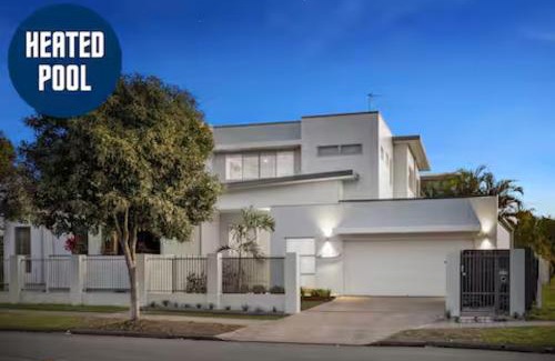 Miami Casa | Villa Luxe Miami, Heated Pool, 5 min walk to beach