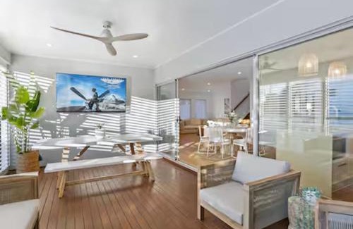 Miami Casa | Villa Luxe Miami, Heated Pool, 5 min walk to beach