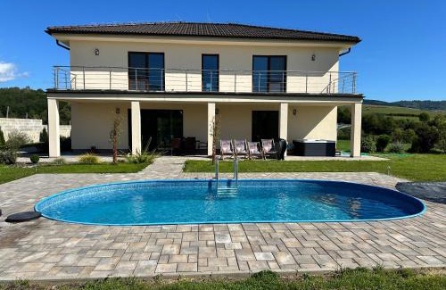 Korytarky Casa | Villa Luxury Gallery Korytárky