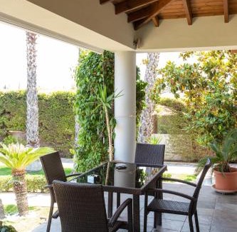 Kato Diminio Apartamento | Villa Luxury Garden Kiato