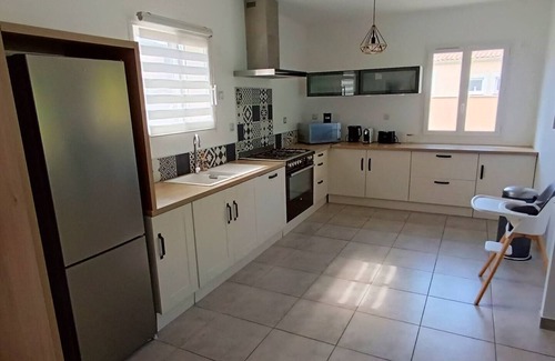 Lezan Casa | Villa Lyne - quiet garden, air conditioning
