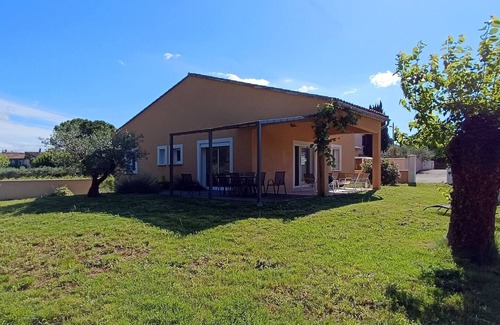 Lezan Casa | Villa Lyne - quiet garden, air conditioning